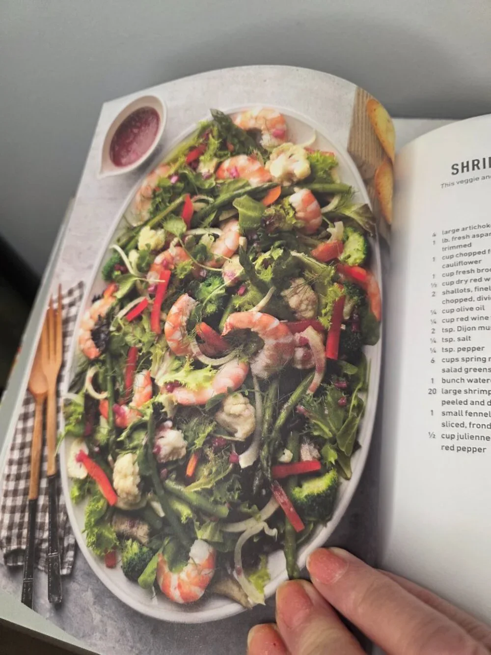Taste of Home Farmhouse Entertaining Hardback Cookbook